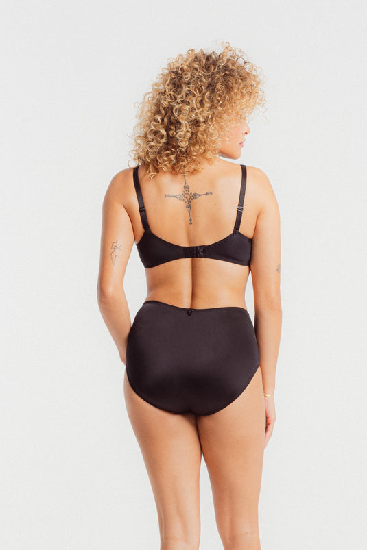 Serie - Full Brief - Noir